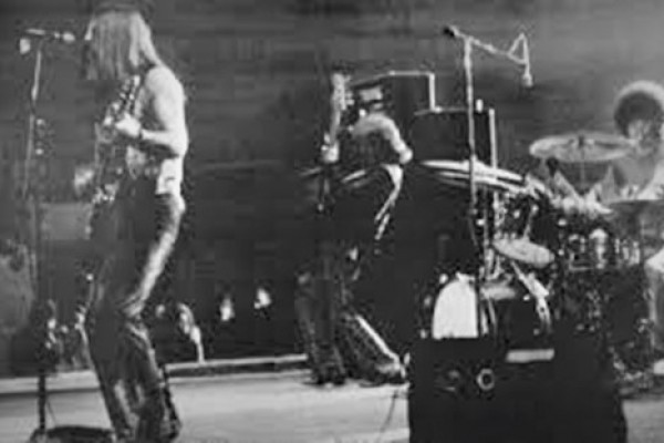 grand-funk-railroadC4E4B158-2586-753B-30B9-89475B1D51DD.jpg